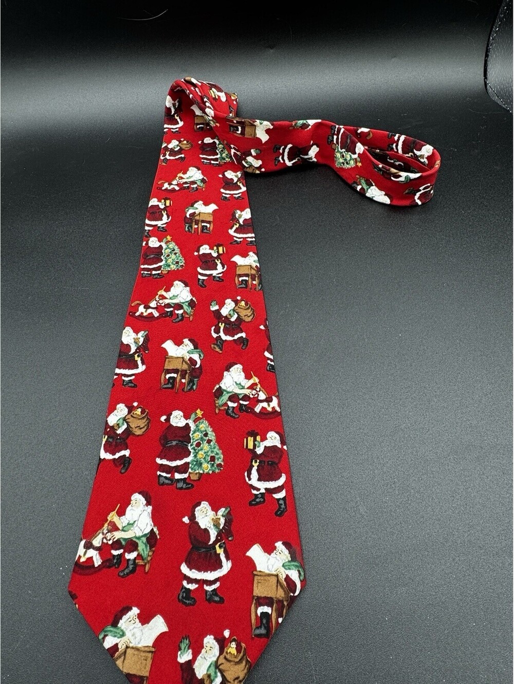 VTG Santa Print Neck Tie 100% Silk Christmas Fun Novelty Tie USA by John Henry